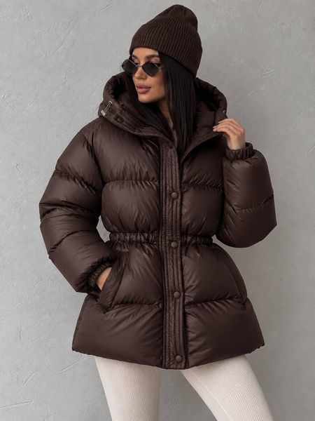 Куртка женская Lady Yep 30516 оверсайз пуффер с капюшоном и затяжкой на талии коричневая 30516 фото