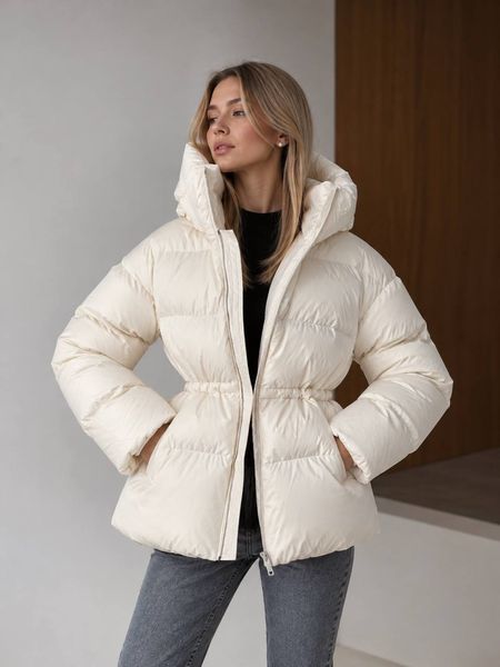 Куртка жіноча Lady Yep 30390 пуффер з капюшоном та затяжкою на талії молочна 30390 фото