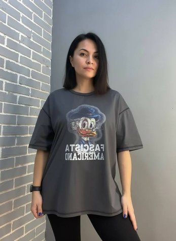 Футболка жіноча Lady Yep 0125 оверсайз з принтом one size графіт 0125 фото