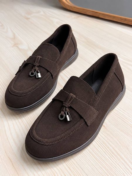 Туфлі жіночі Hengji 336-4-0 замшеві лофери з фурнітурою коричневі 336-4-0 фото