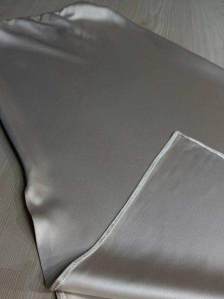 Юбка женская Gritana 230 атласная королевский шелк с разрезом на резинке бежевая 230 фото