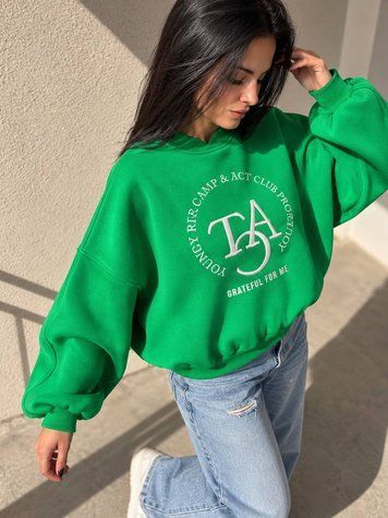 Світшот жіночий OLIVIA 2479 oversize утеплений на флісі з вишивкою one size 2479 фото
