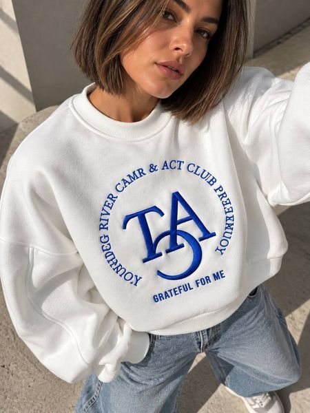 Світшот жіночий OLIVIA 2479 oversize утеплений на флісі з вишивкою one size 2479 фото