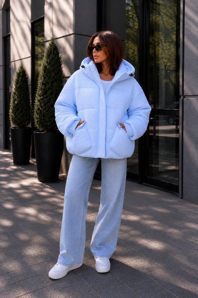 Куртка женская Lady Yep 8011 вафельная оверсайз с капюшоном и накладными карманами голубая 8011 фото