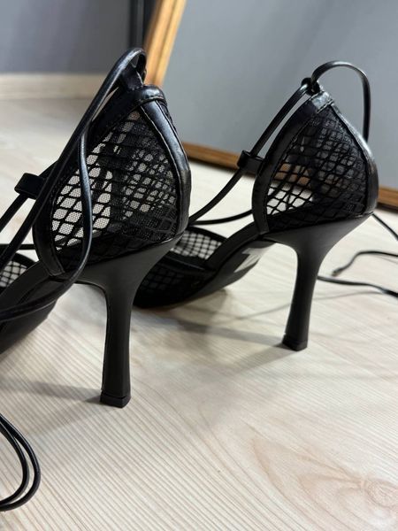 Туфлі жіночі Meideli 502-8 mesh сітка з квадратним носком та шнурівкою на підборах чорні 502-8 фото