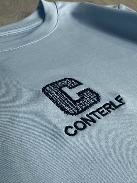 Футболка жіноча A-NIUSHOW 30337-3 базова однотонна з вишивкою літерою С one size 30337-3 фото